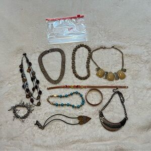 - Necklace jewelry bundle lot